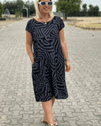 MEREDITH | ROUND NECK ELEGANT DRESS